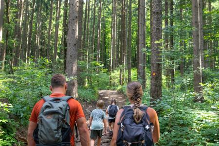 Baza 20, Jošt Gantar